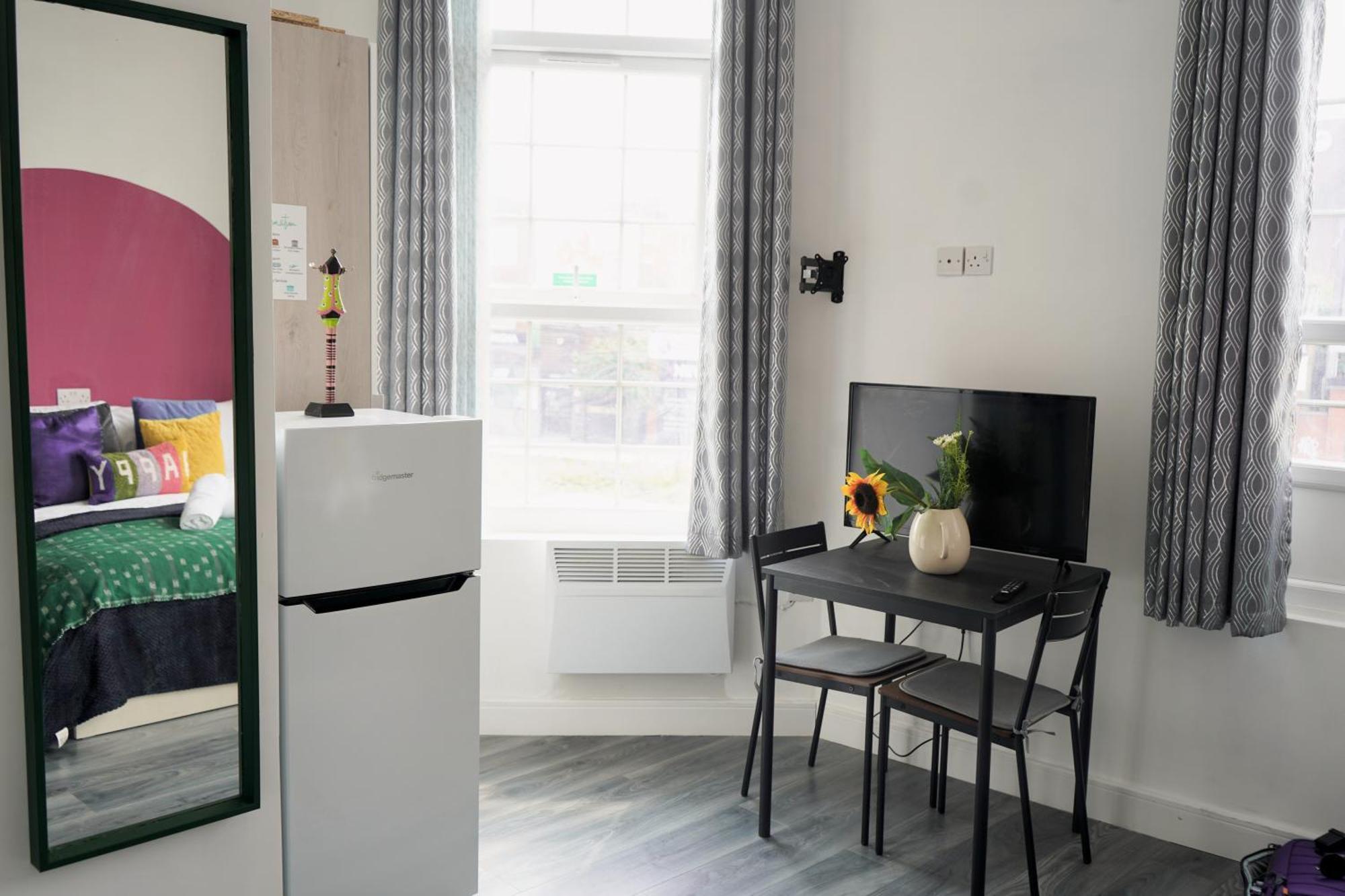 Bright And Spacious Studio In Central Бирмингем Экстерьер фото